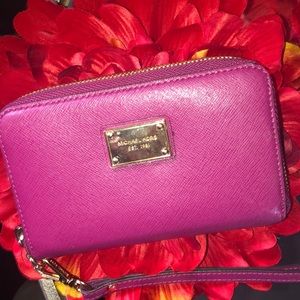 Michael Kors Wristlet